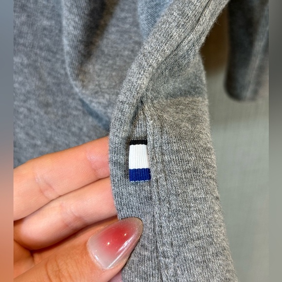 Kit and Ace Slouchy Turtleneck Sweatshirt Top Gray - Picture 6 of 7